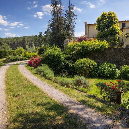 Il Palazzaccio - Natura, Piscina & Relax A * Lucca